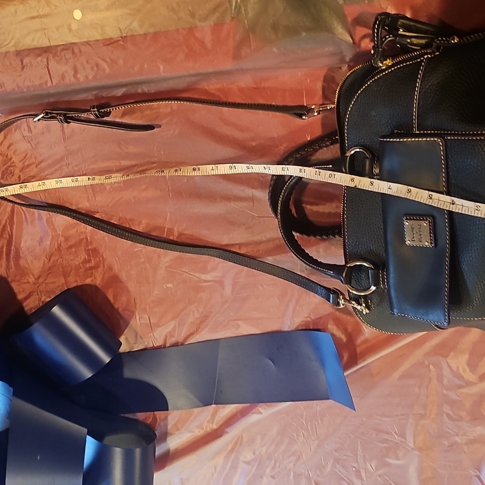 DOONEY & BOURKE BAG... EXCELLENT CONDITION - Picture 16 of 16